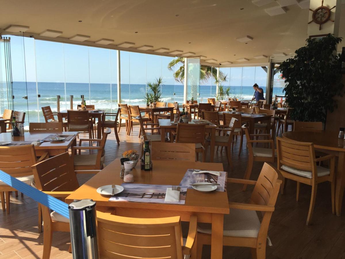 Mansion Beachfront - With Sea Views Sitio de Calahonda