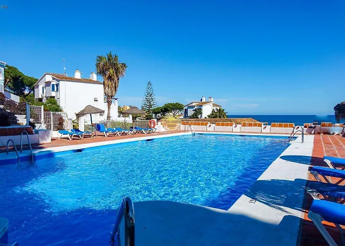 Apartament Mansion Beachfront - Apartments With Sea Views