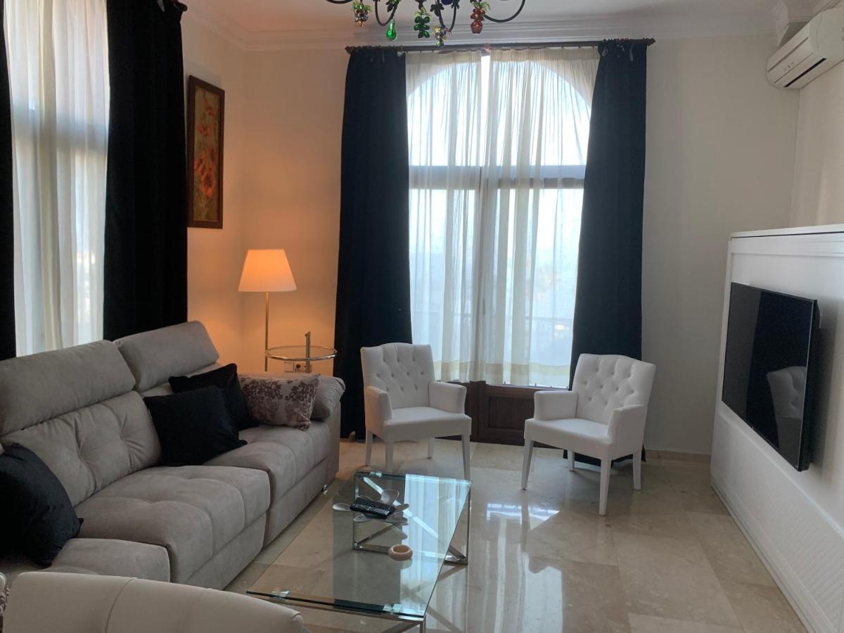 Mansion Beachfront - With Sea Views Apartment *